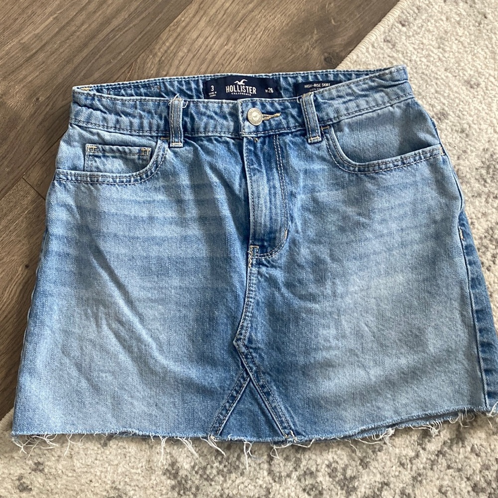 Hollister Co. denim mini skirt